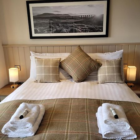 Harts Head Hotel Settle Εξωτερικό φωτογραφία